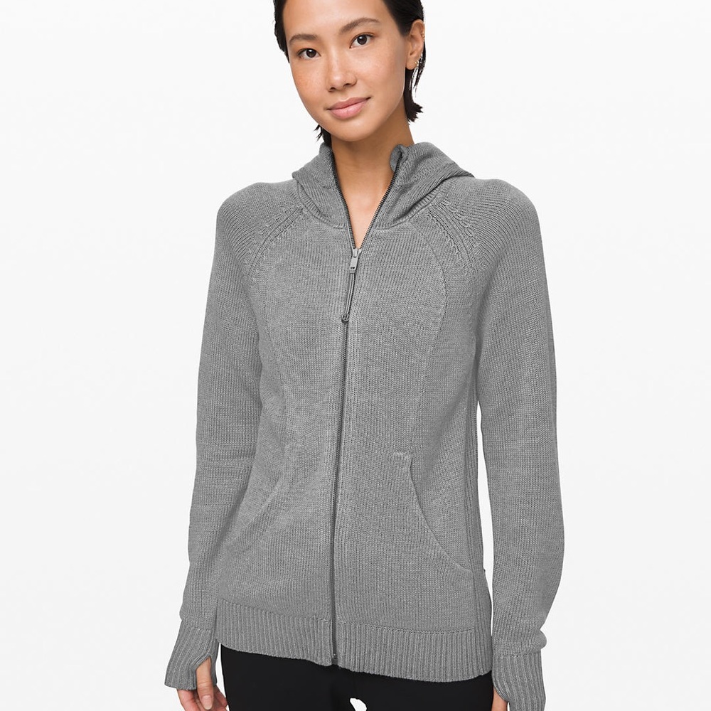 Brand New Lululemon Scuba Hoodie 
Cashlu Sz. S